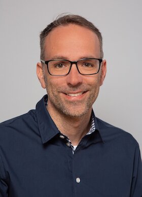 Portrait: Carsten Schäpertöns