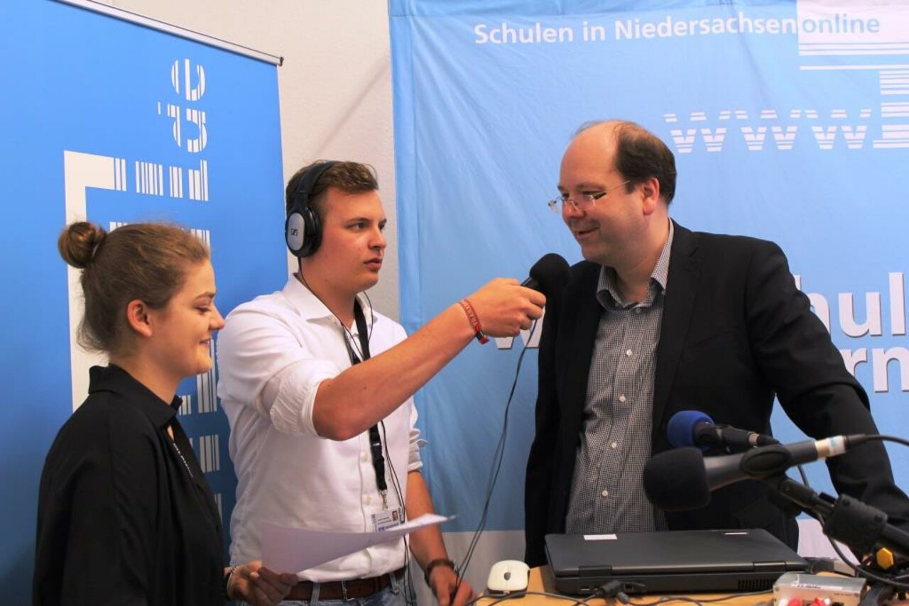 Sendestudio statt Klassenraum Image 11