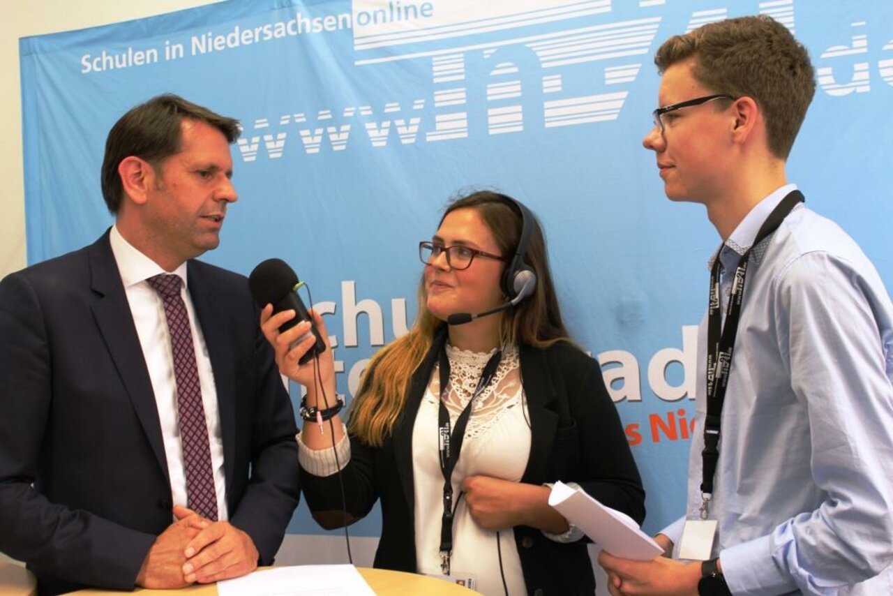 Sendestudio statt Klassenraum Image 13