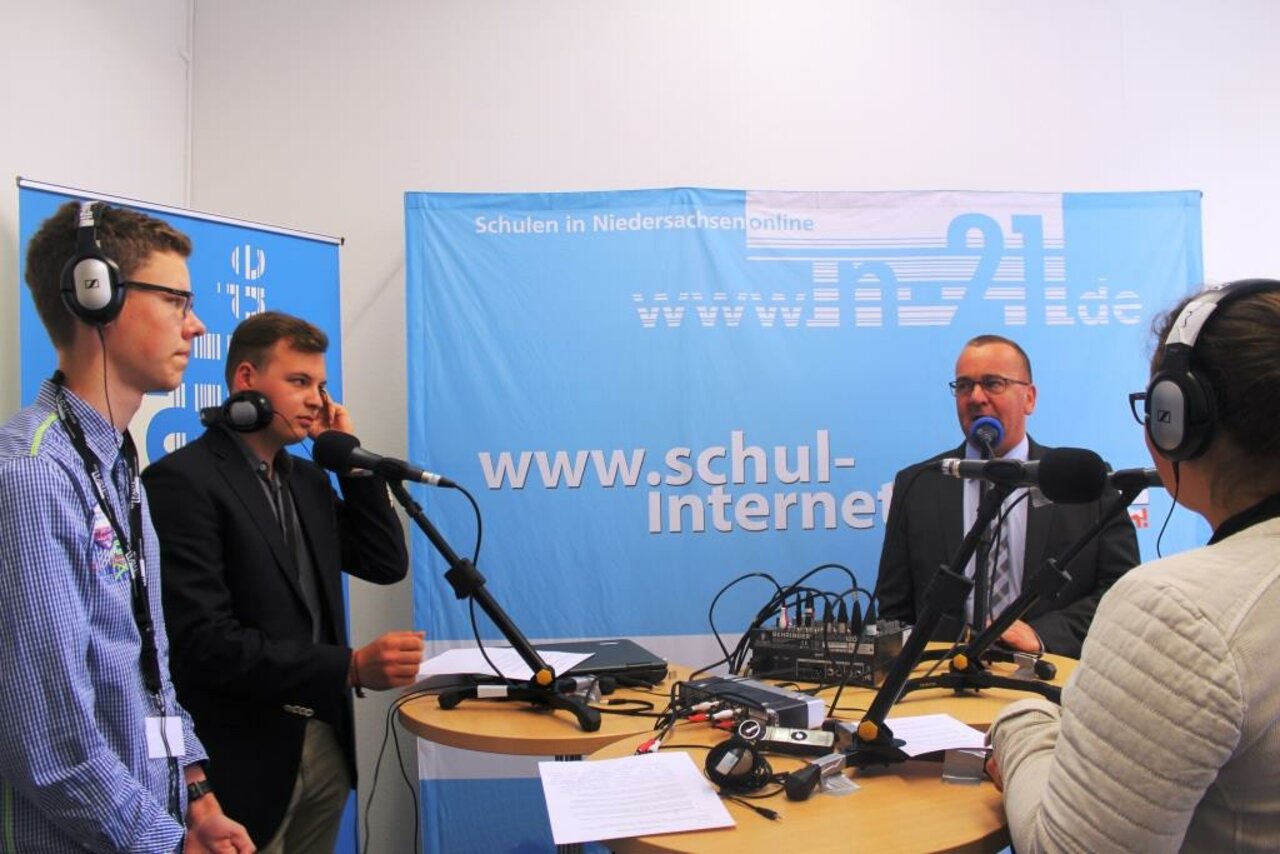 Sendestudio statt Klassenraum Image 3