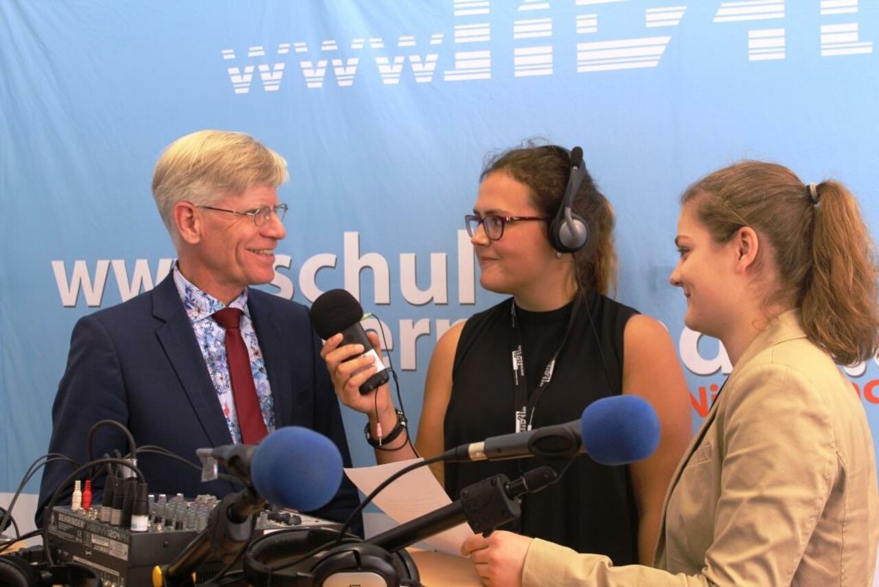 Sendestudio statt Klassenraum Image 5