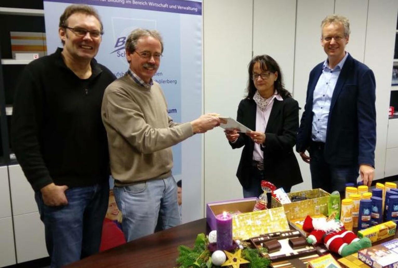 SV-Aktion „Pakete für die Wärmestube“ Image 1