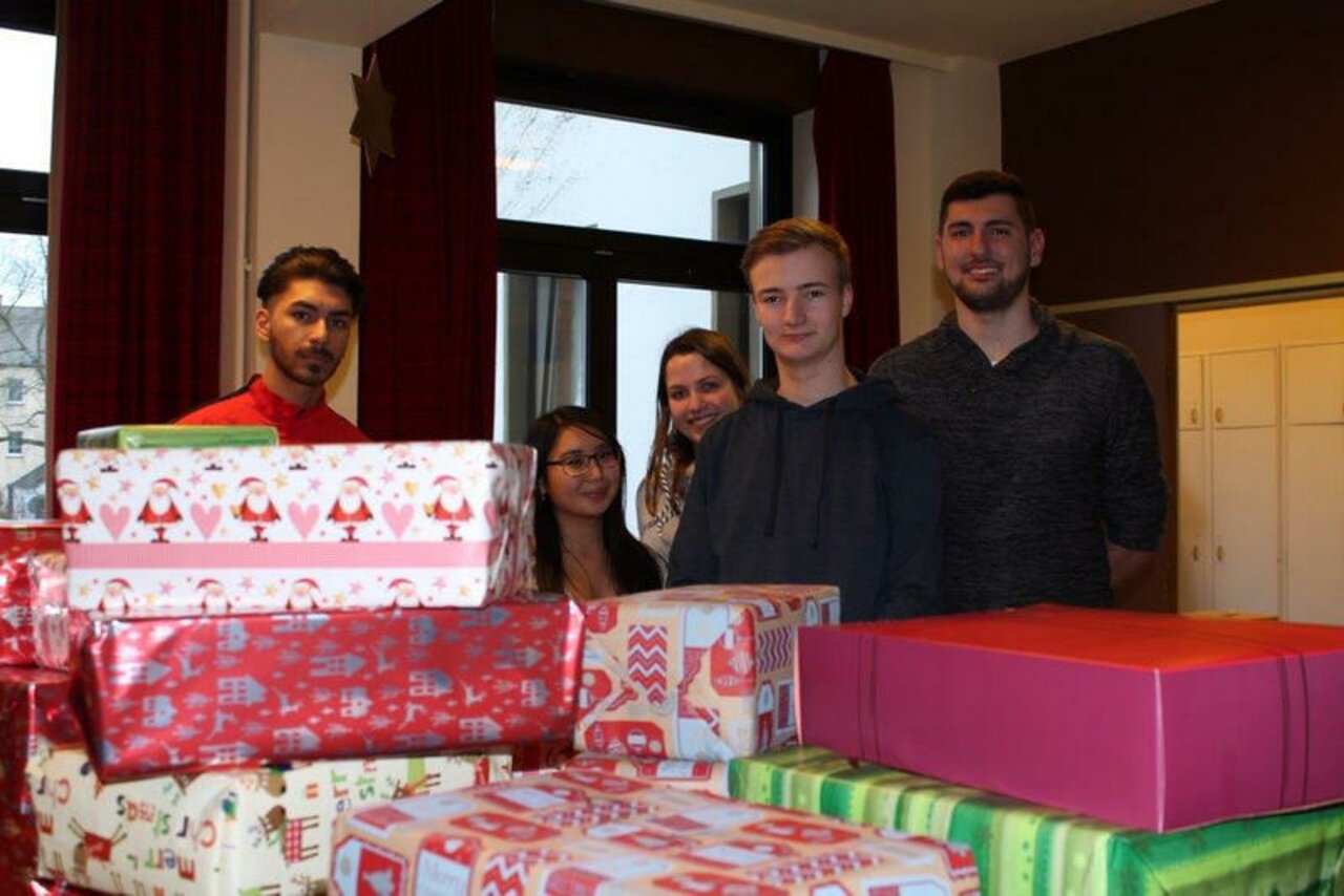 Pakete für die Wärmestube Image 1