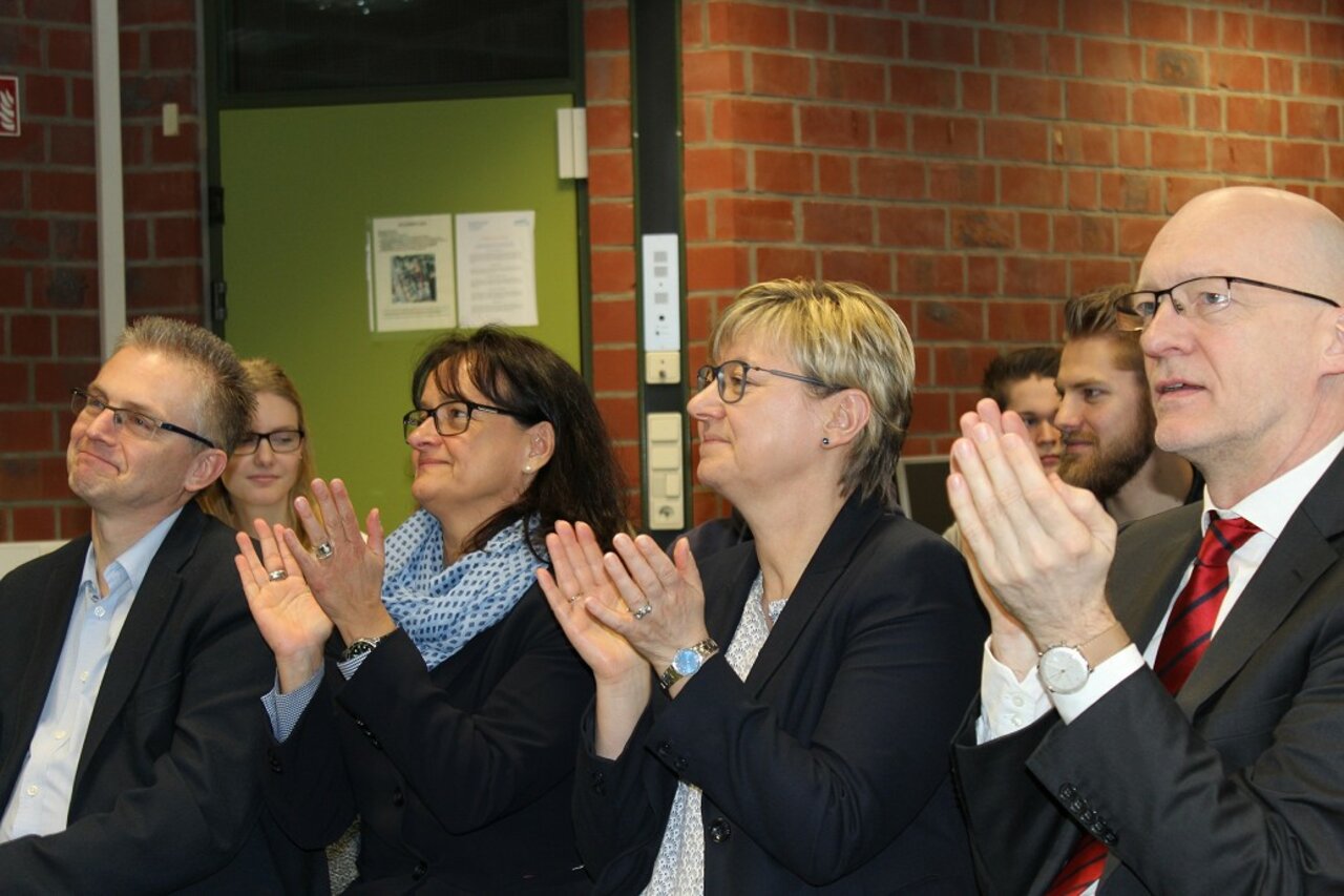 Kultusministerin Heiligenstadt informiert sich über Industrie/Wirtschaft 4.0 Image 10