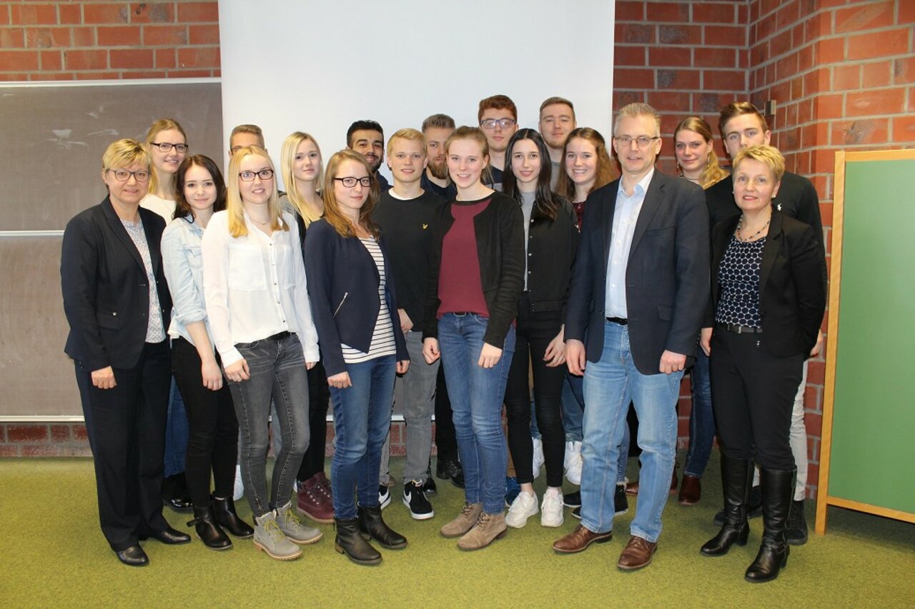 Kultusministerin Heiligenstadt informiert sich über Industrie/Wirtschaft 4.0 Image 4