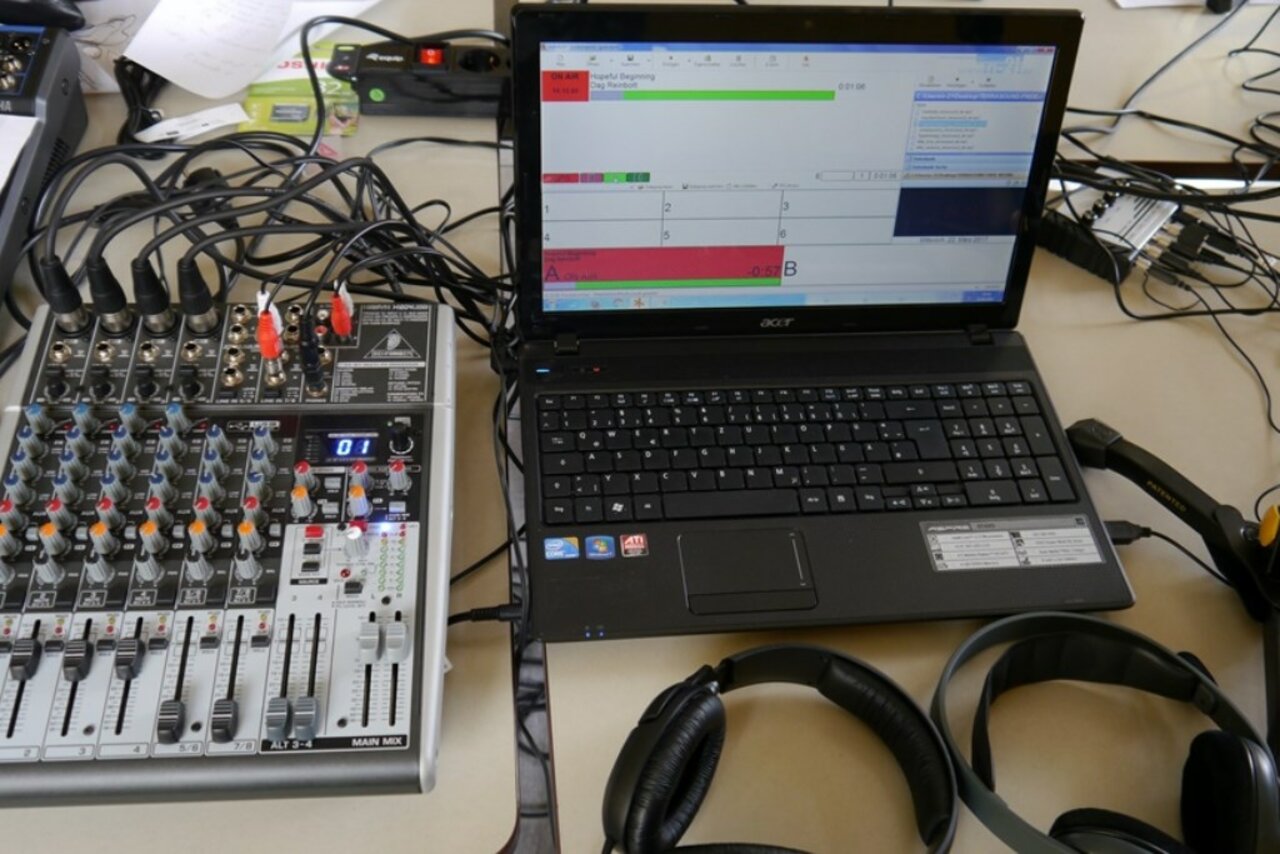 Radio an! Image 4