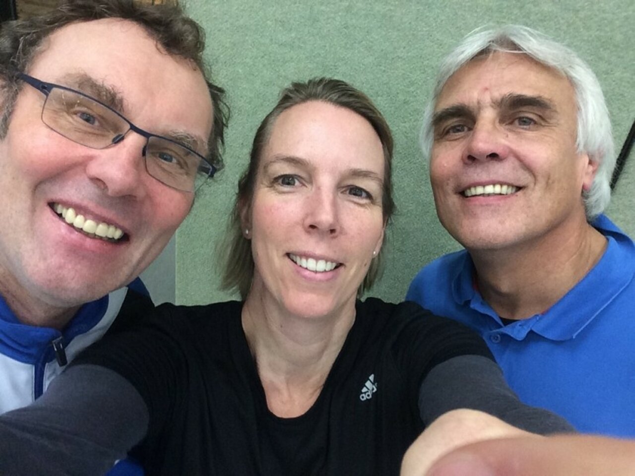 Jahrgang 12 dominiert Weihnachts-Volleyballturnier Image 16