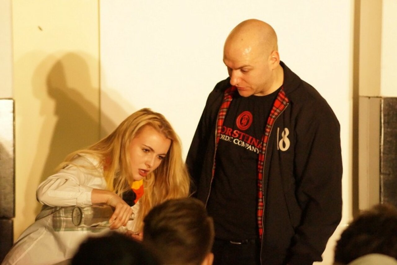 Theateraufführung zum Thema Menschenrechte Image 3