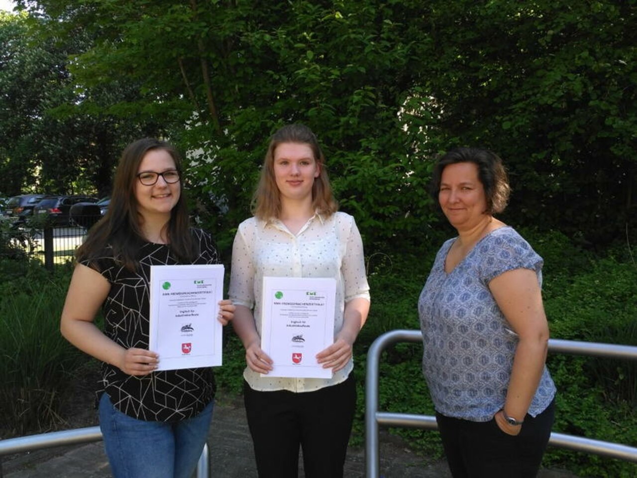 Erfolgreiche KMK-Fremdsprachenzertifizierung in Englisch im Industrie- und Bankenbereich Image 2