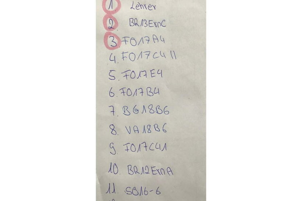 Tolle Spiele beim Weihnachts-Volleyballturnier Image 32