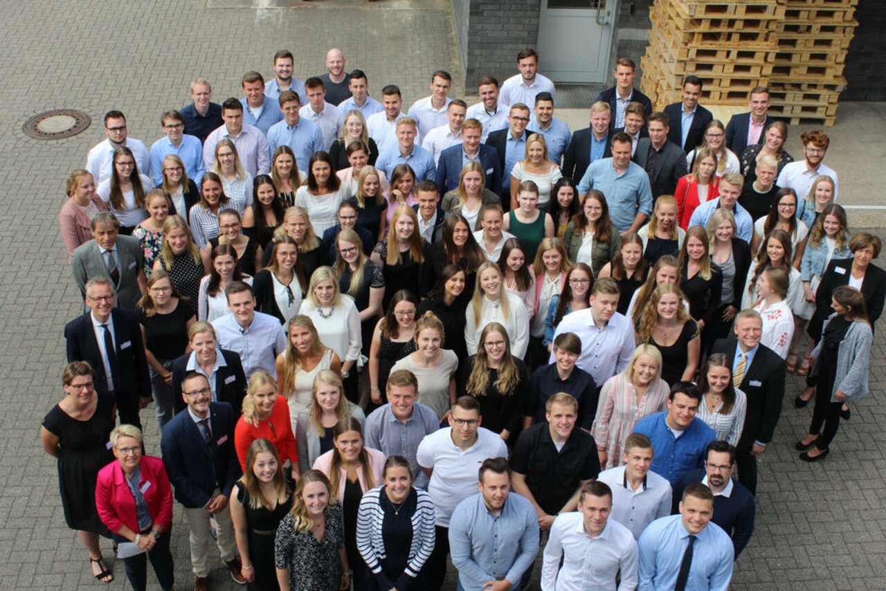 Industrie- und Medienkaufleute verabschiedet Image 10