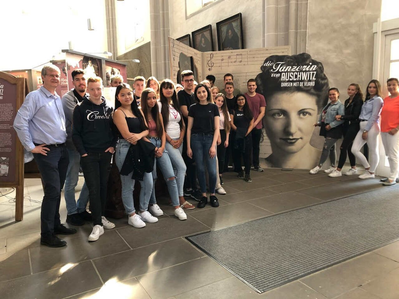 Die Tänzerin von Auschwitz Image 5