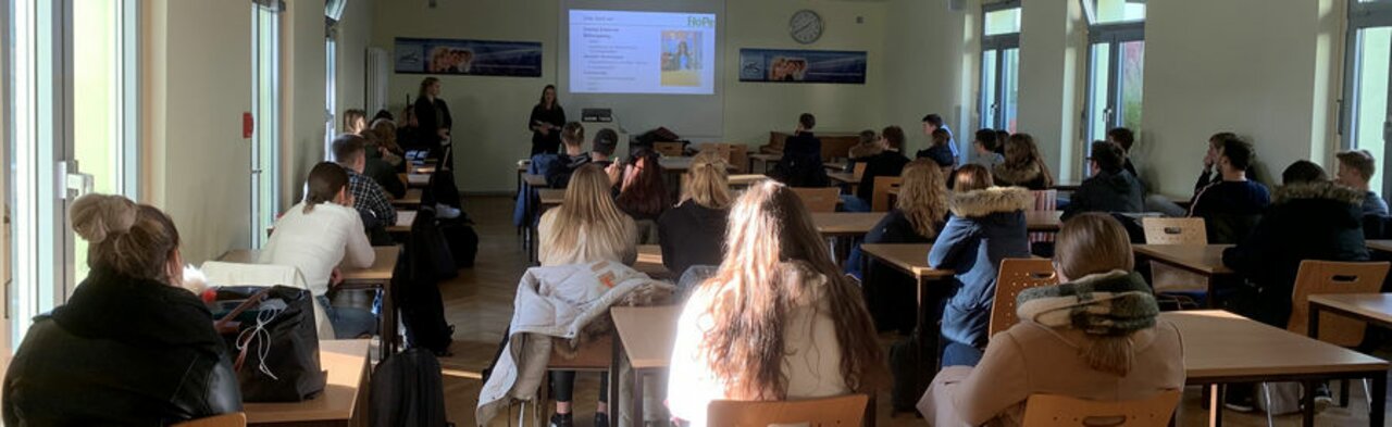 Schulinformationsvortrag für Jahrgang 12 des Wirtschaftsgymnasiums