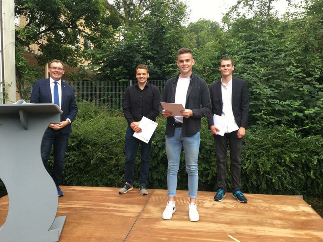 Verabschiedung der Fachabiturientia 2020 Image 2