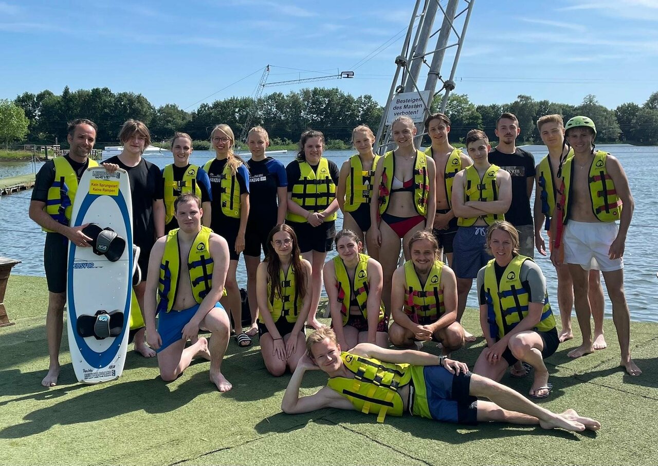 Praxiseinheit Wasserski Image 1