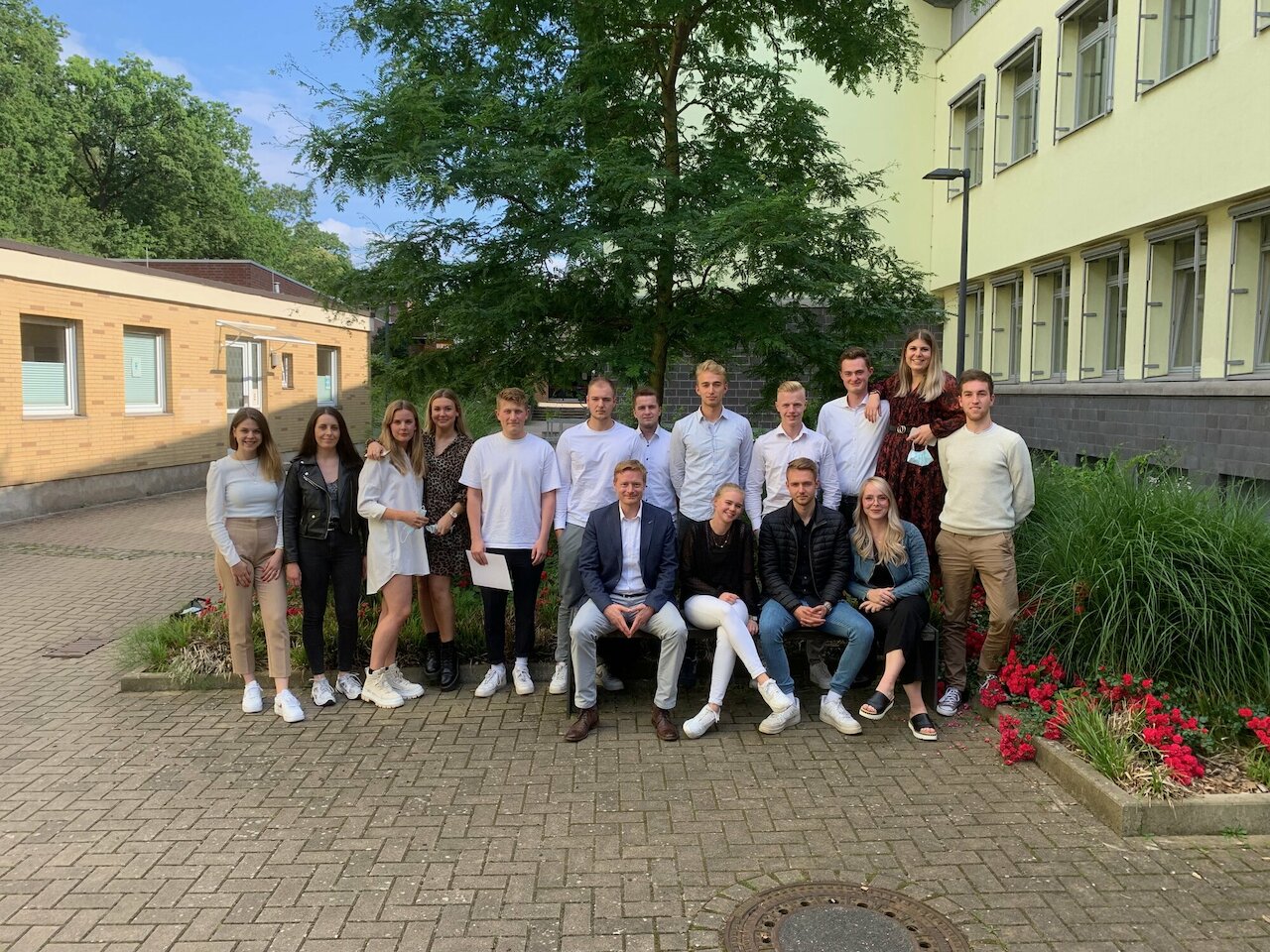 Abschlussveranstaltung der Industriekaufleute und der Medienkaufleute Digital und Print Image 6