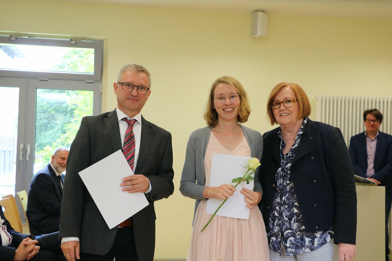 Abschlussfeier für 27 Rechtsanwalts- bzw. Rechtsanwalts- und Notarfachangestellte Image 11