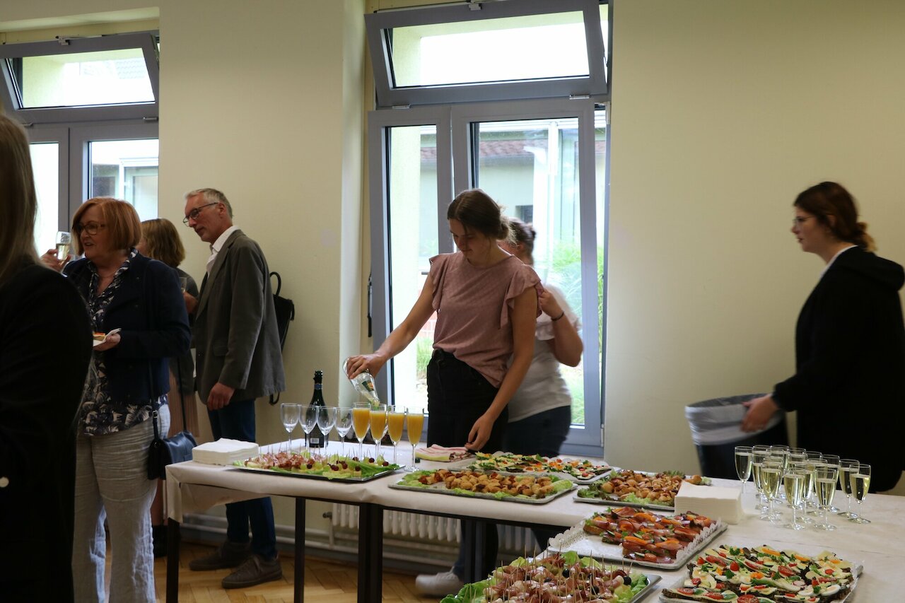 Abschlussfeier für 27 Rechtsanwalts- bzw. Rechtsanwalts- und Notarfachangestellte Image 13