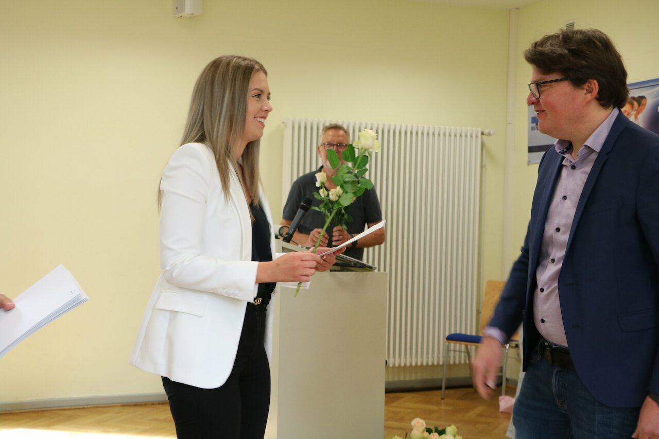 Abschlussfeier für 27 Rechtsanwalts- bzw. Rechtsanwalts- und Notarfachangestellte Image 8