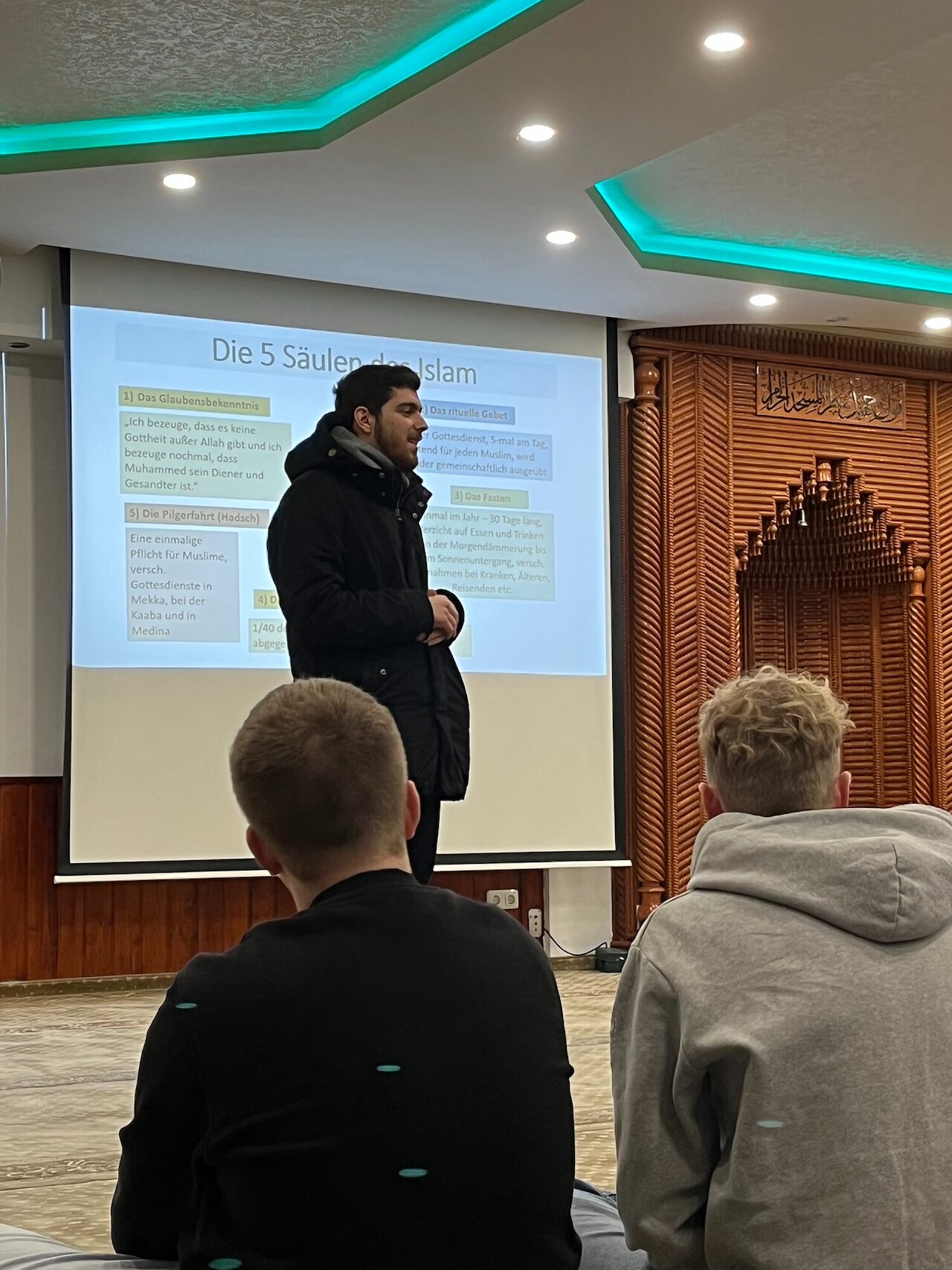 Besuch der IGMG Merkez-Moschee Image 10
