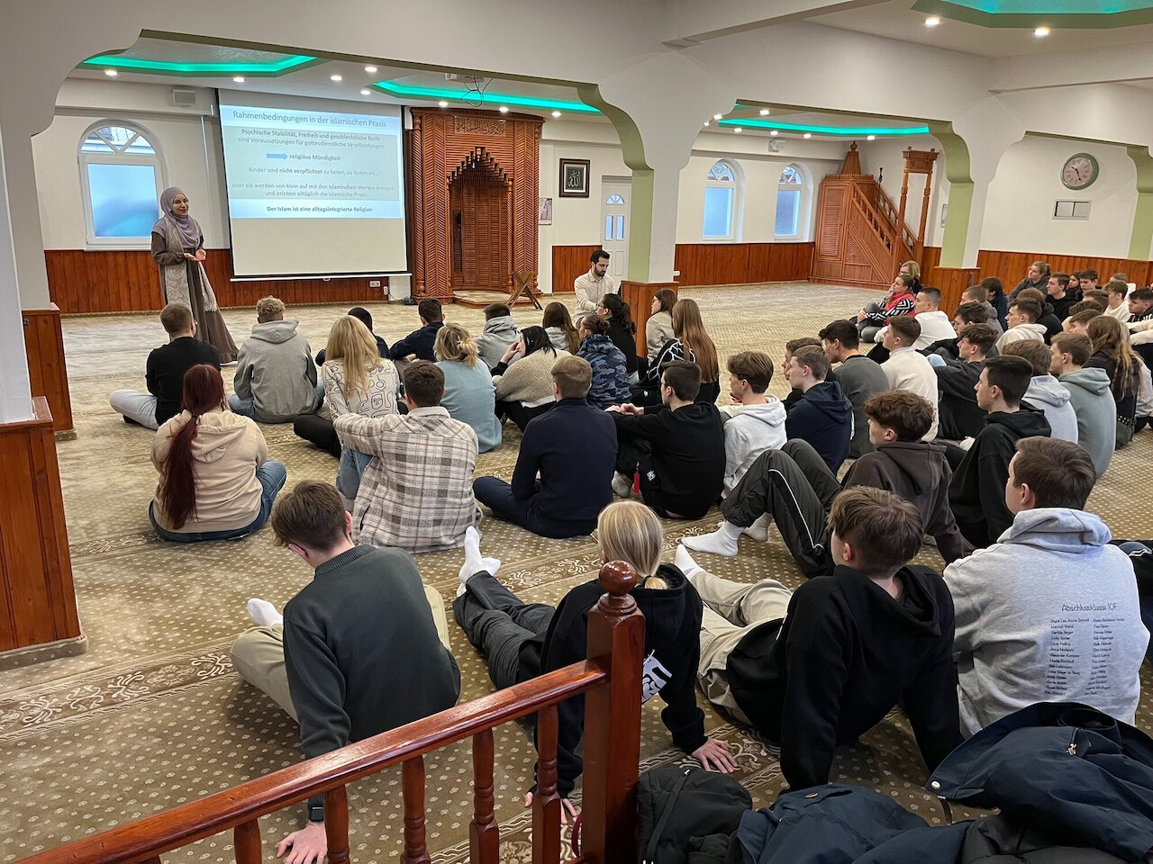 Besuch der IGMG Merkez-Moschee Image 6