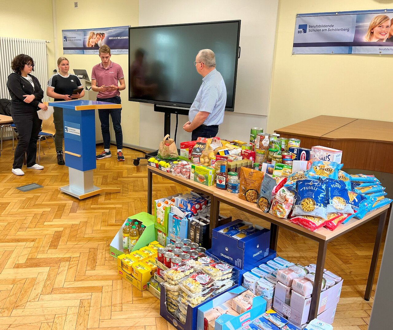 Projekt zum Thema „Hunger“ mit der Osnabrücker Tafel Image 2