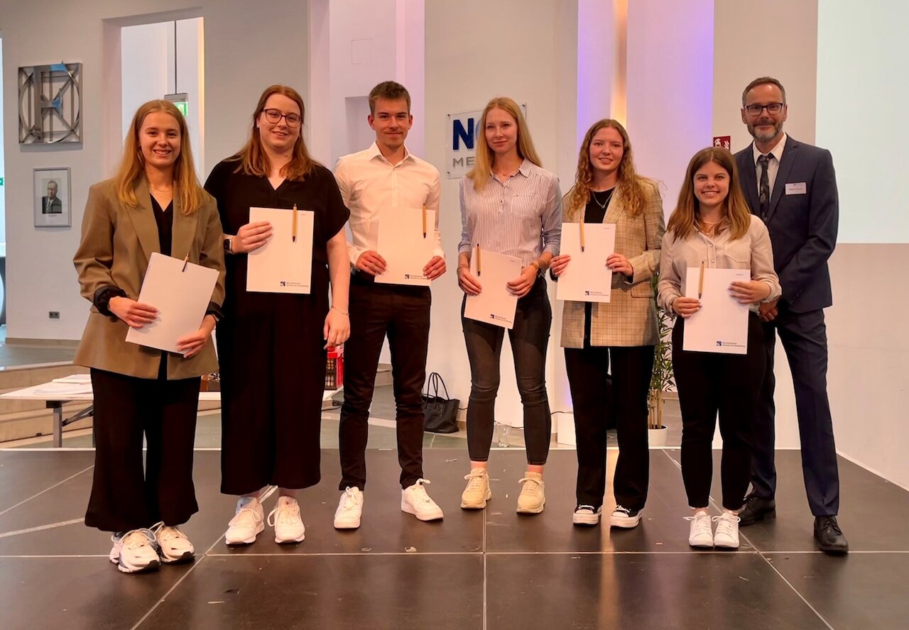 „Alle Träume können wahr werden, wenn wir den Mut haben, ihnen zu folgen.“ (Walt Disney) Image 8