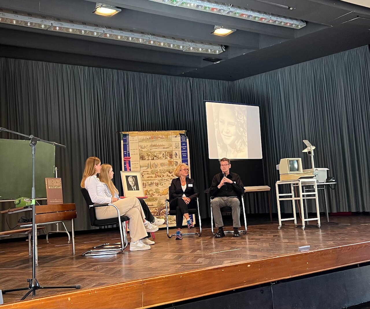 Wir feiern 75 Jahre Wirtschaftsgymnasium Osnabrück Image 6