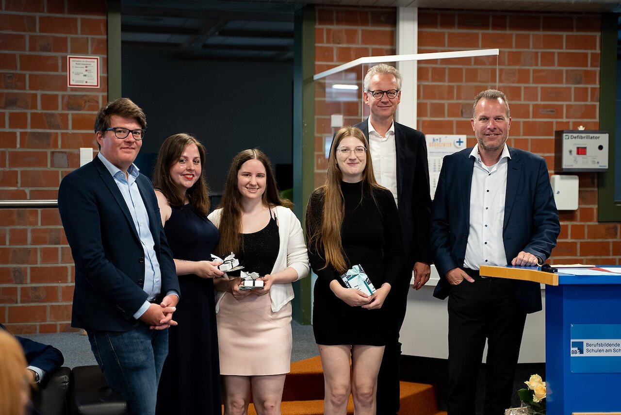 Abschlussfeier der Rechtsanwalts- bzw. Rechtsanwalts- und Notarfachangestellte Image 6