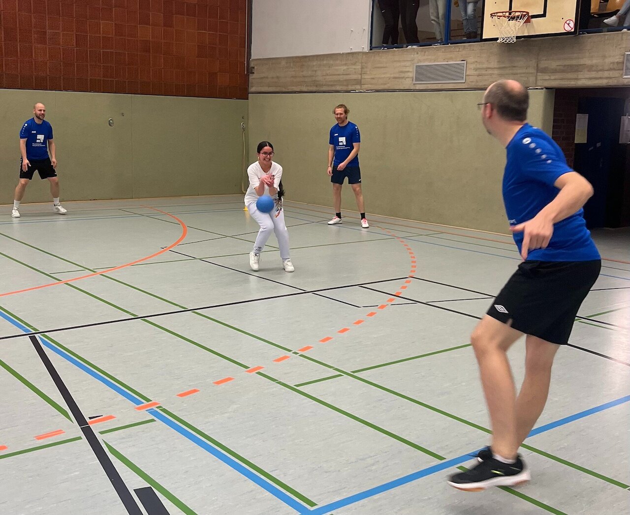 EH23A2 siegt beim Völkerballturnier Image 12