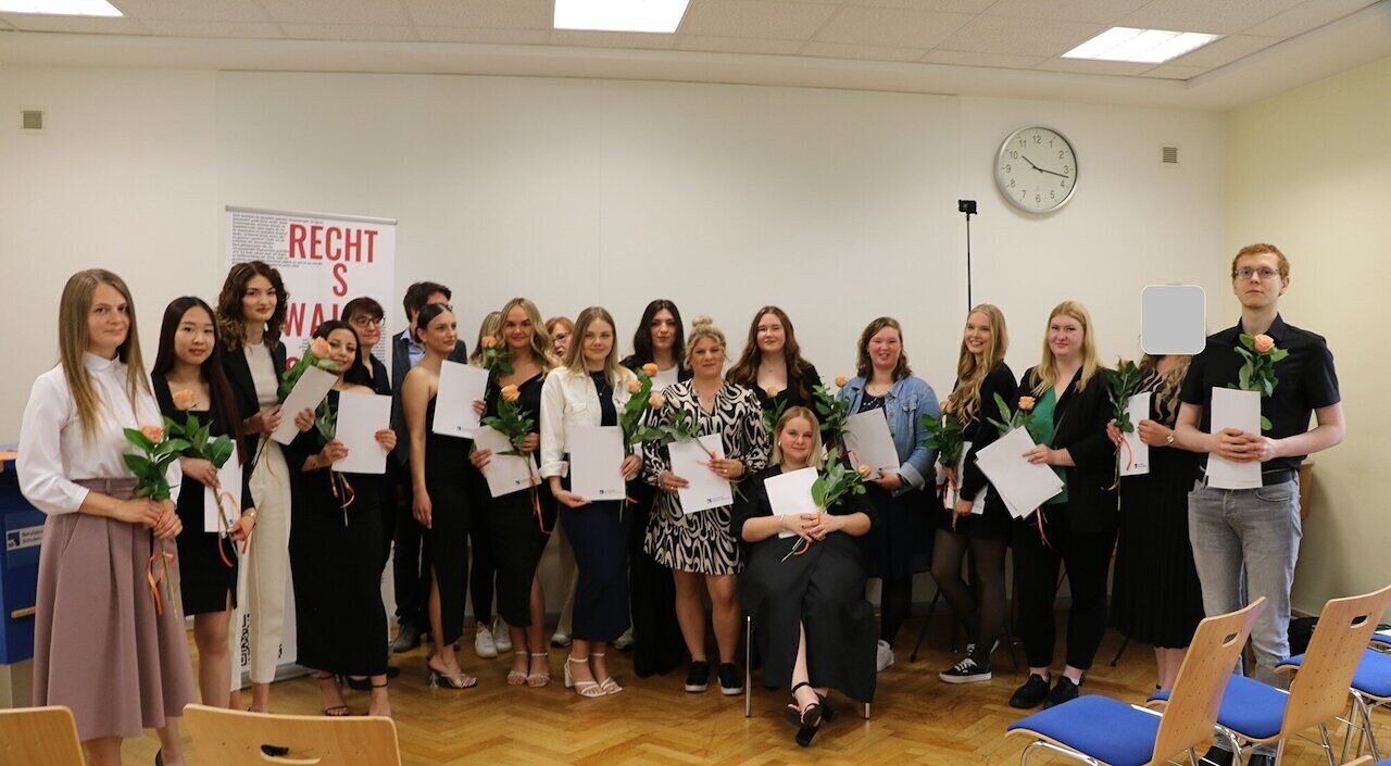 Verabschiedung der Rechtsanwaltsfachangestellten und der Rechtsanwalts- und Notarfachangestellten