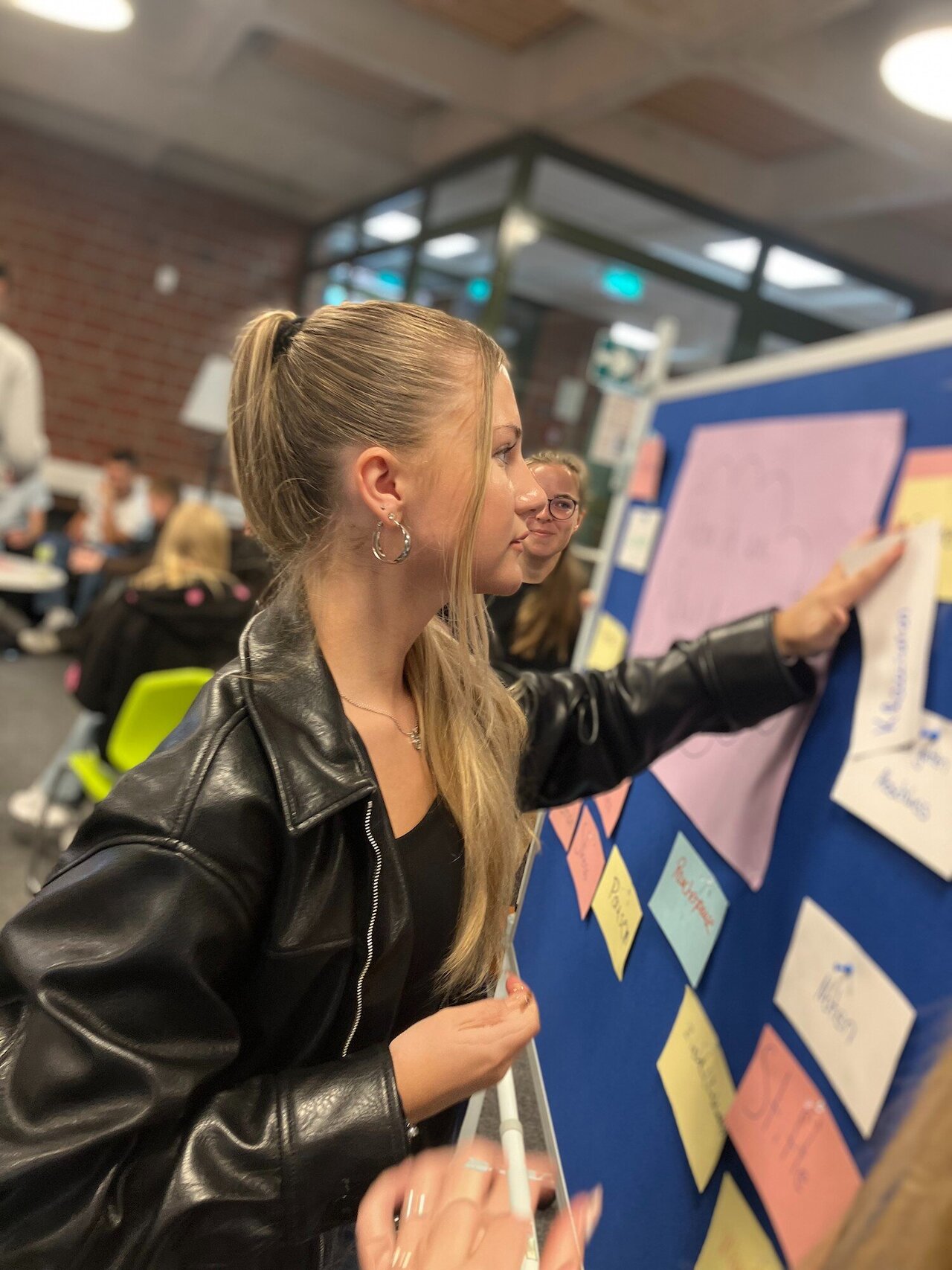 Pilotprojekt „Individuelles Lernen“ in der Fachoberschule gestartet Image 3