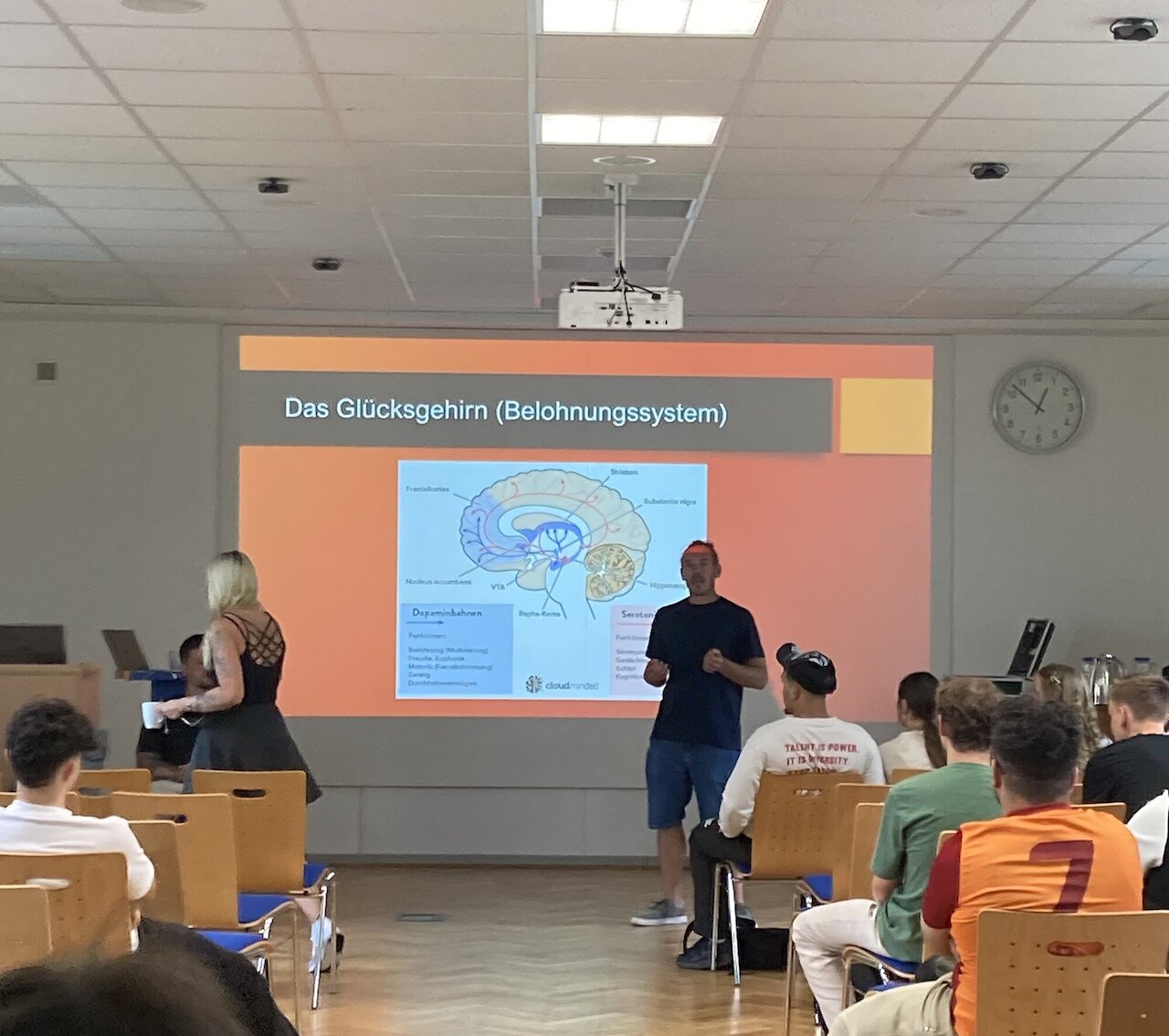 Erfahrungsberichte und Achtsamkeit im Fokus Image 5