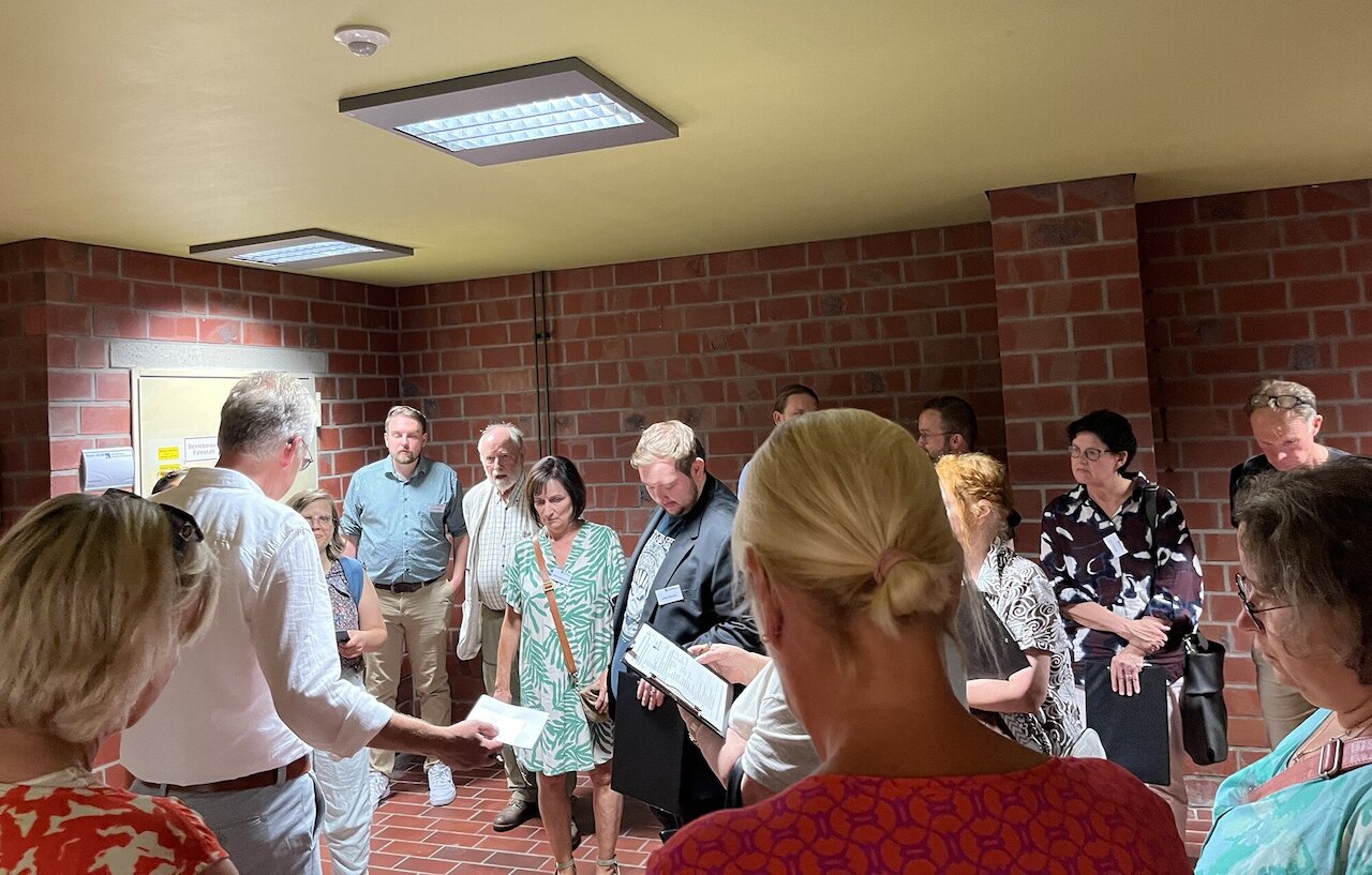 Mitglieder des Stadtrats Osnabrück sowie des Ausschusses Schule und Sport besuchen BBS am Schölerberg Image 5