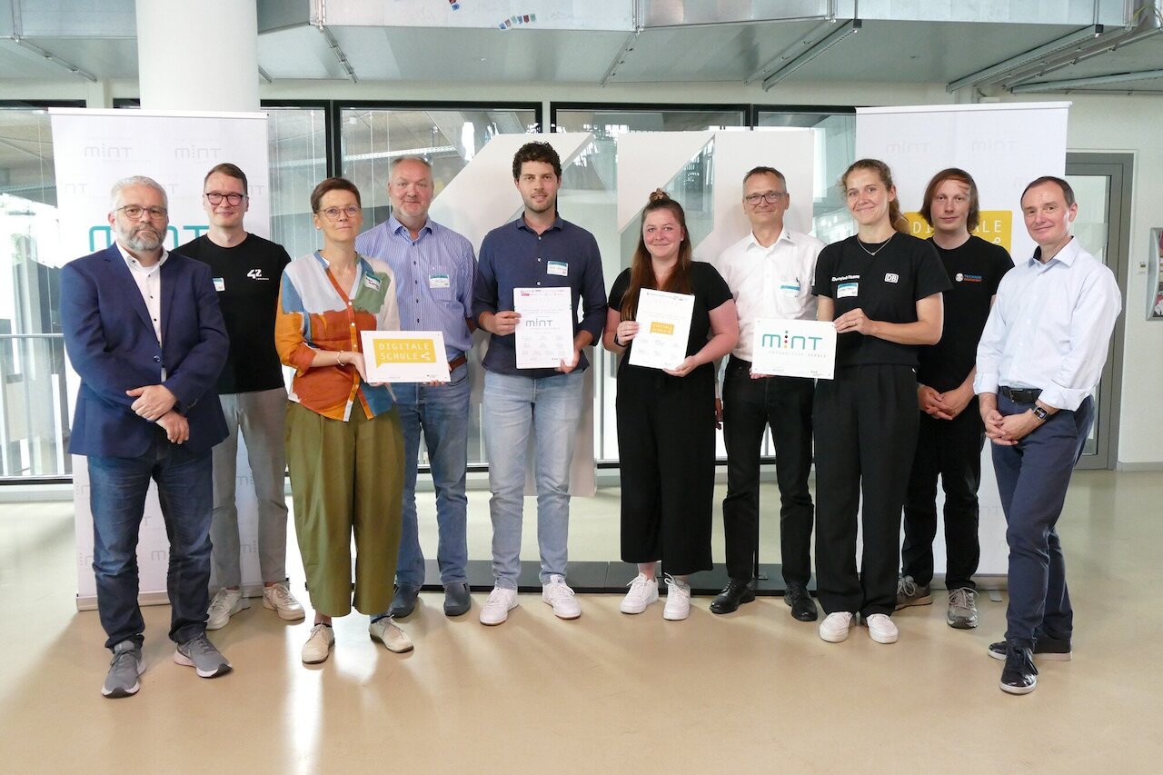 Auszeichnung als „Digitale Schule“ Image 1