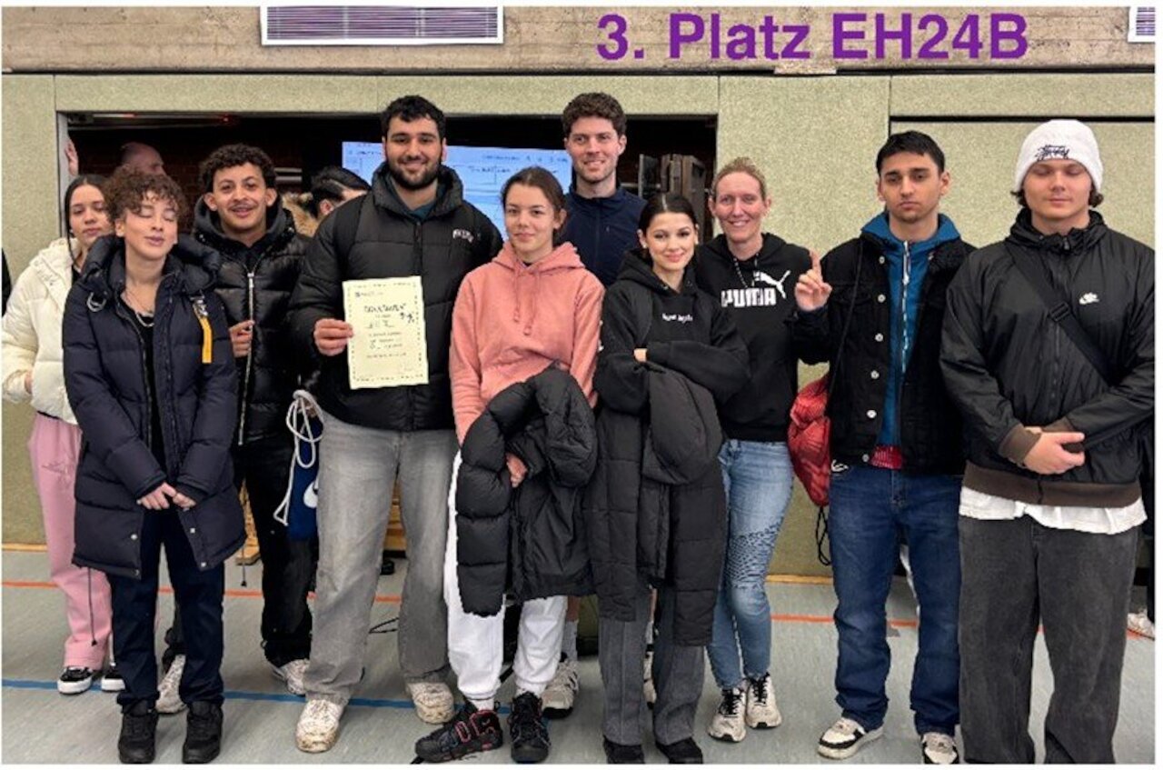 B824-2 siegt beim Völkerballturnier Image 3