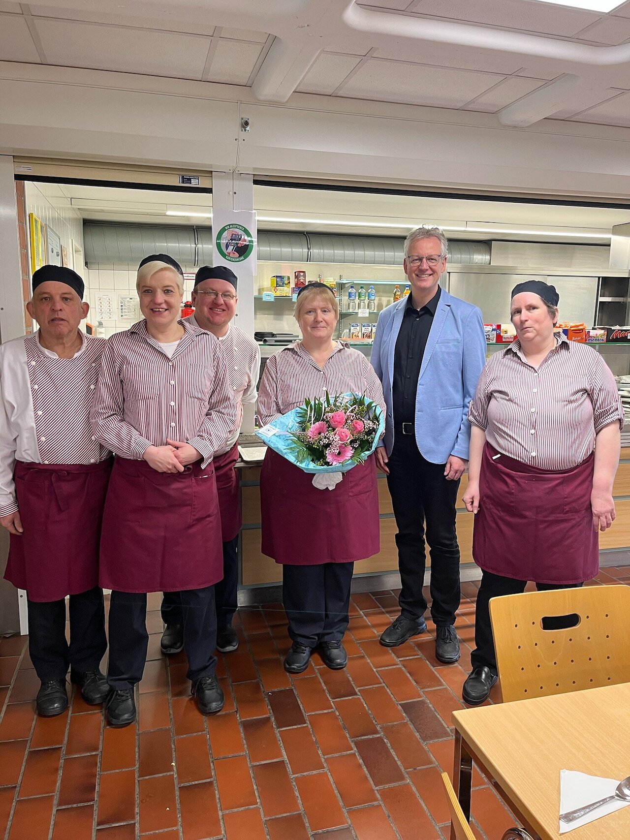 Zehn Jahre voller Einsatz in der Cafeteria Image 1