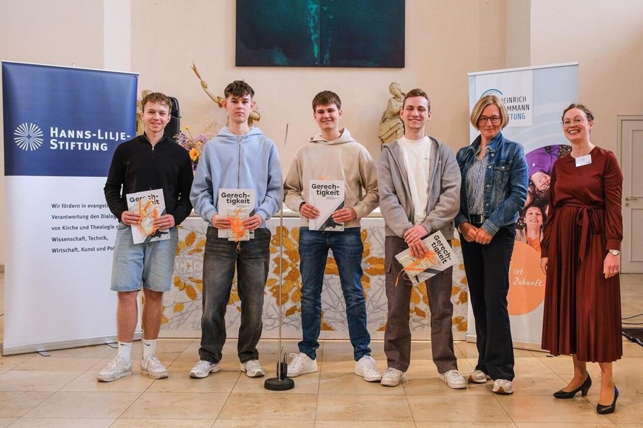 Preisverleihung in Hannover zum Thema „Gerechtigkeit“ Image 1