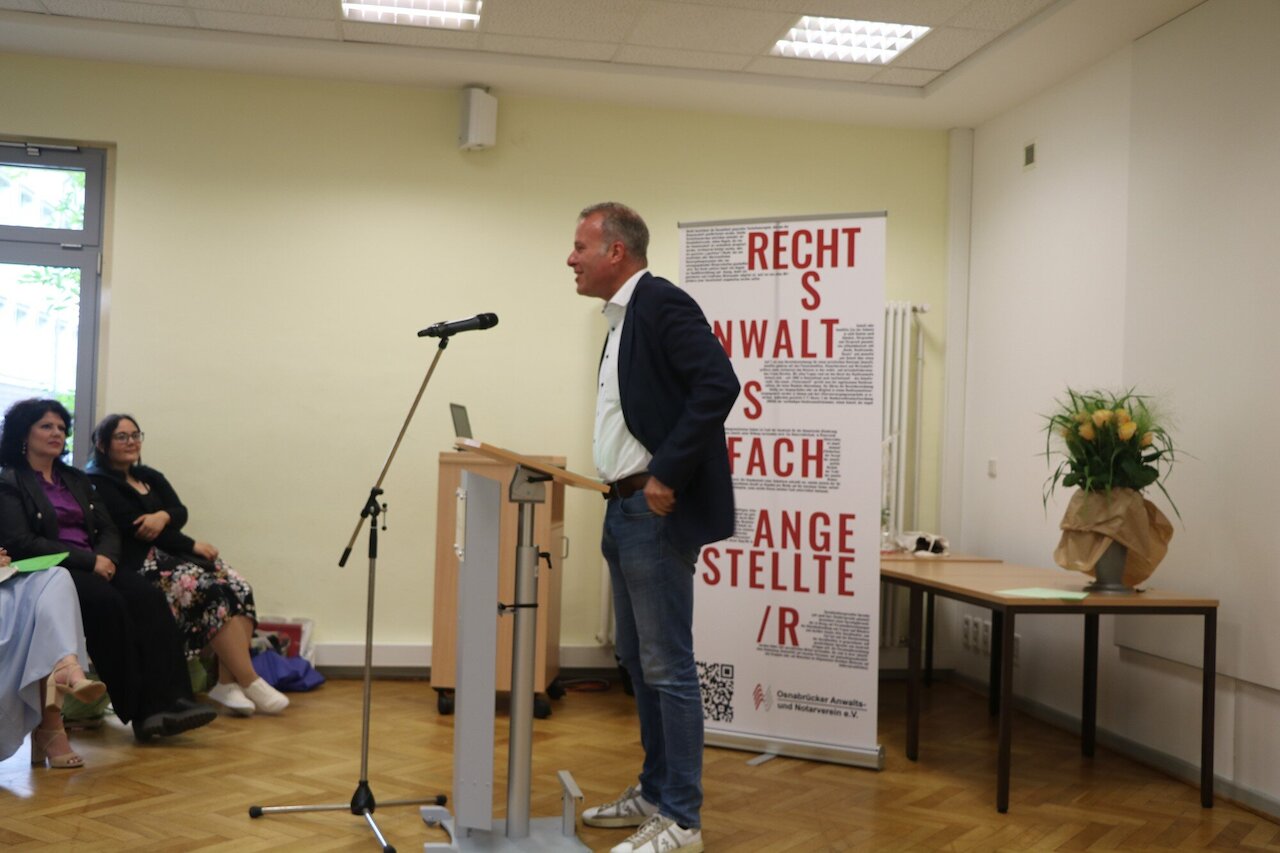 Feierliche Verabschiedung der Rechtsanwalts- und Notarfachangestellten Image 6