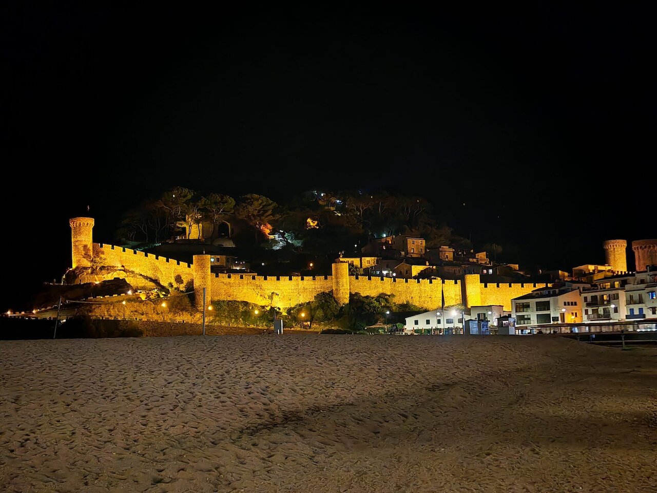 Jahrgang 13 auf Studienfahrt in Tossa de Mar Image 2