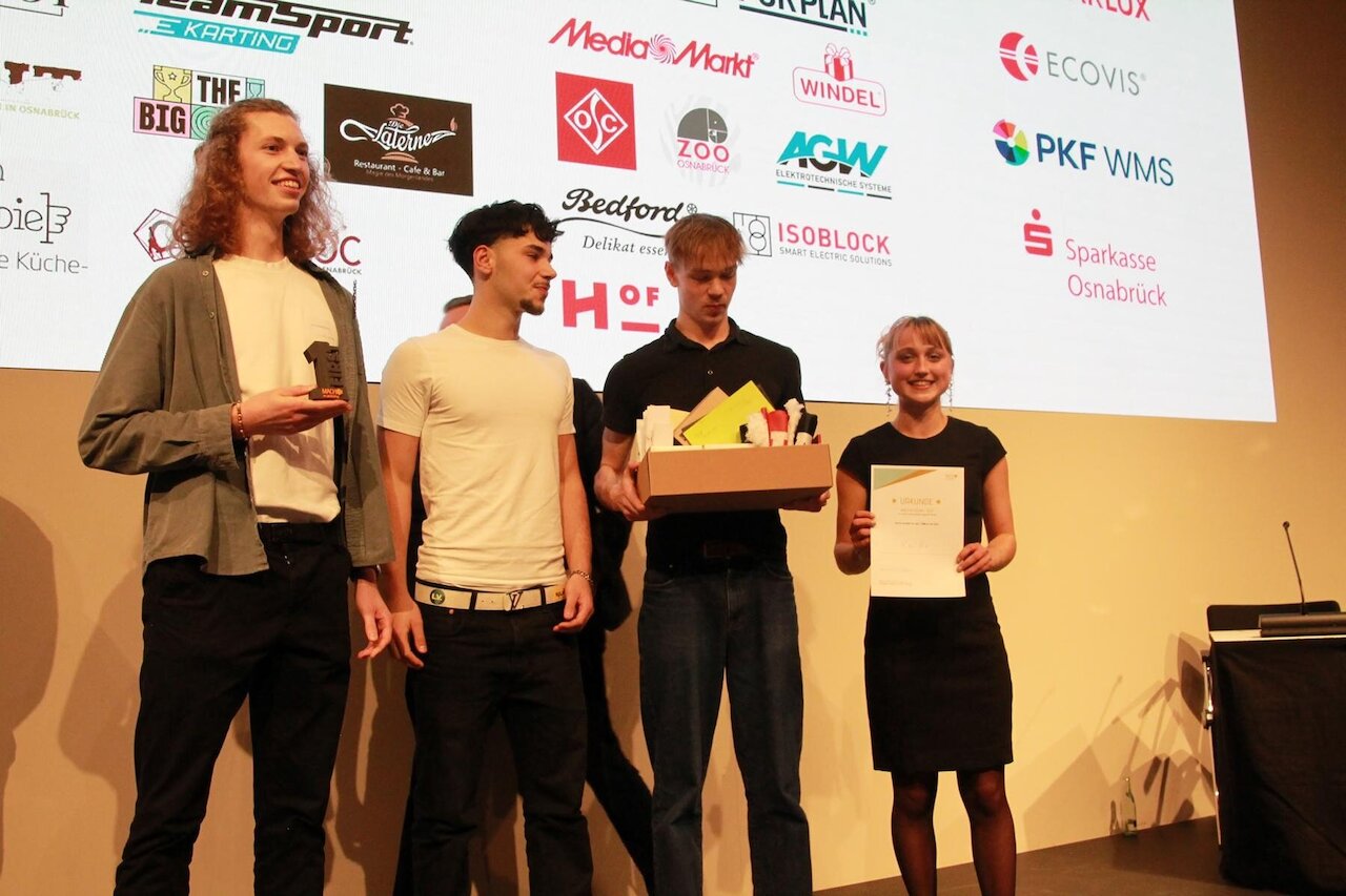 Finale der MACHacademy „School Edition“ – Schüler des Wirtschaftsgymnasiums beeindrucken mit starken Startup-Ideen Image 20