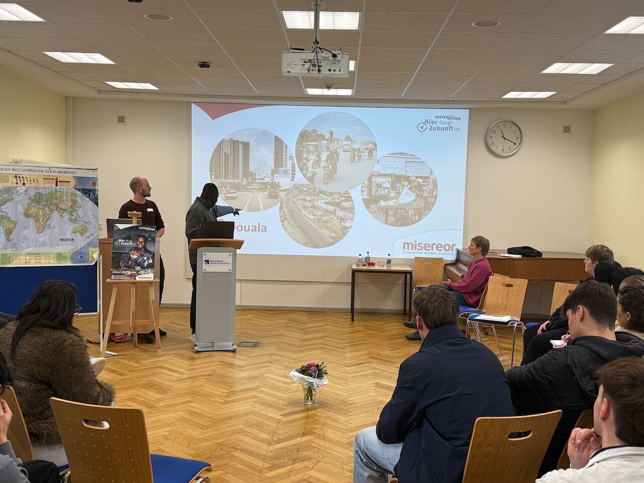 Besuch aus Kamerun – Austausch über Bildung und Zukunftsperspektiven Image 7