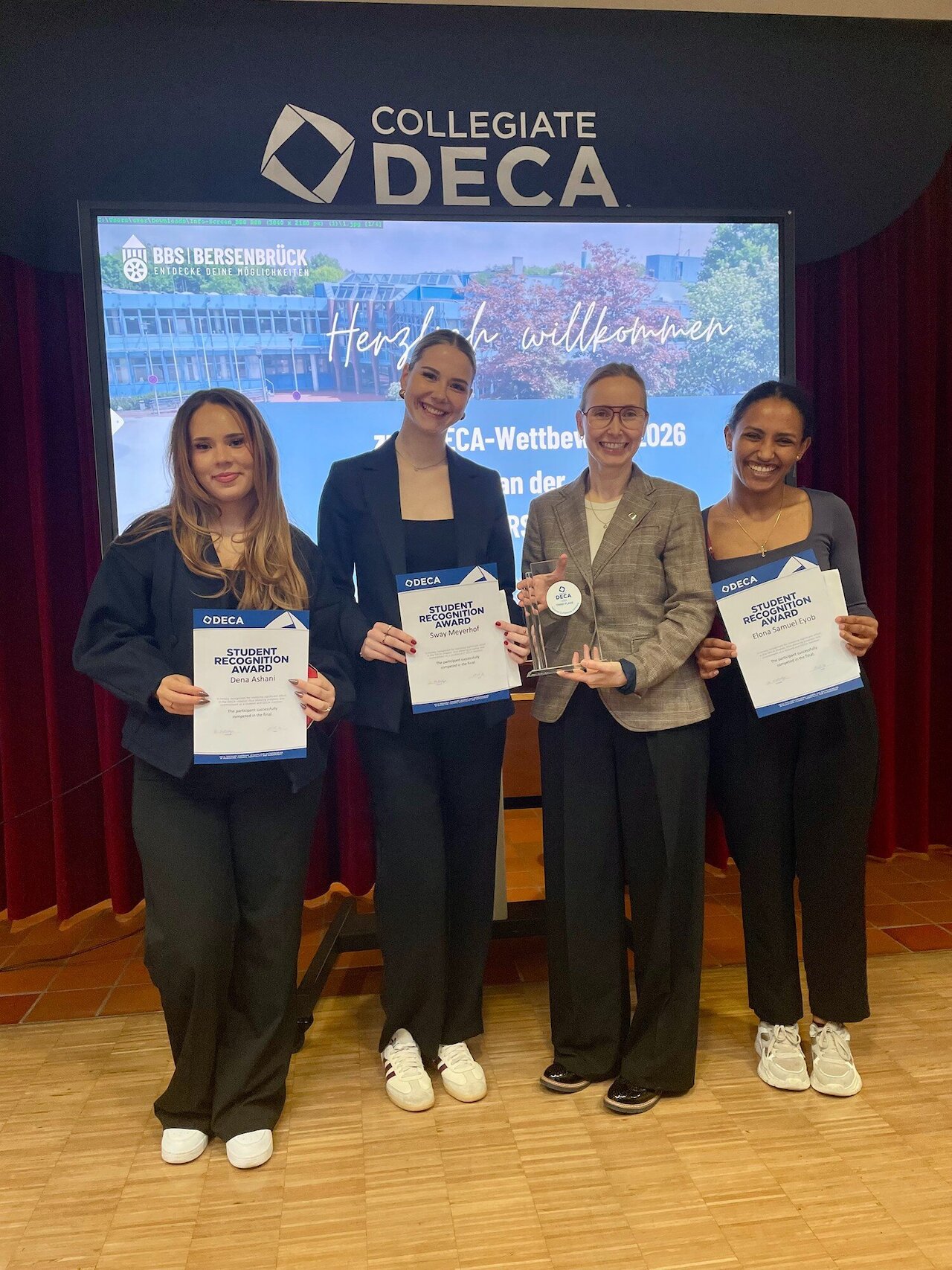 Erfolgreicher DECA-Wettbewerb  Image 3