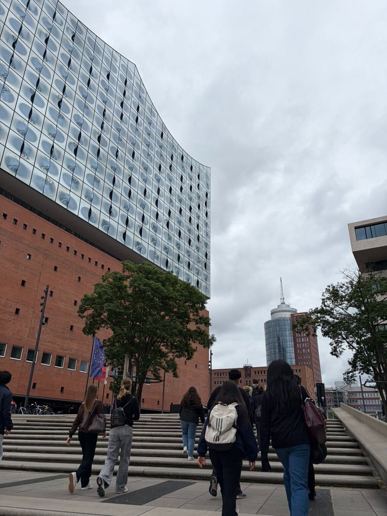 Umwelt-AG verbringt einen Tag in Hamburg Image 4
