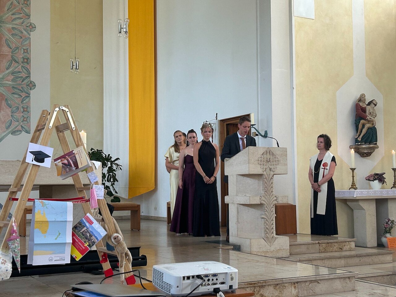 Gottesdienst zur Abiturientia 2026 – „Stufen des Lebens“ Image 2